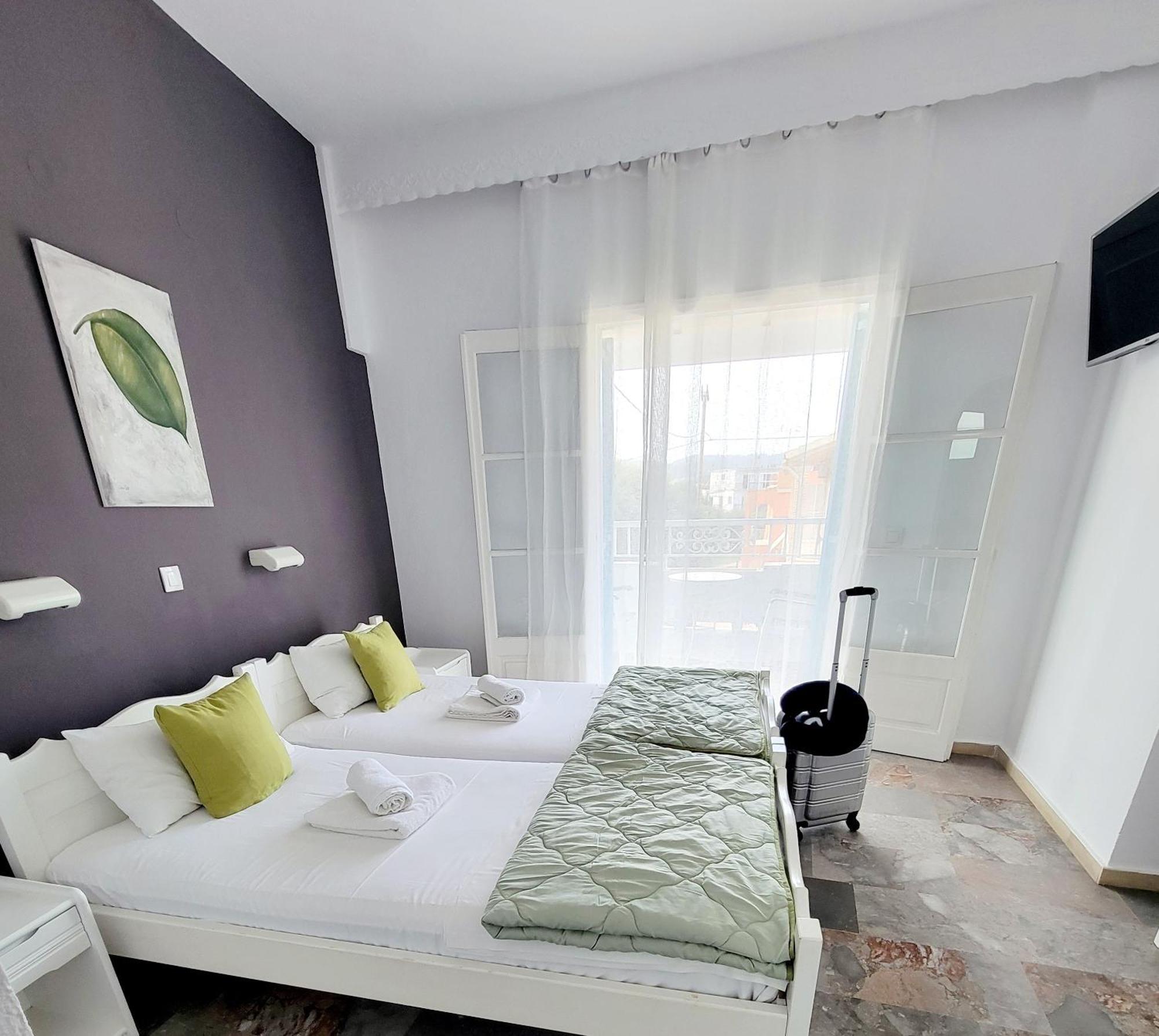 Kalimera Studios And Apartments Мораитика Екстериор снимка